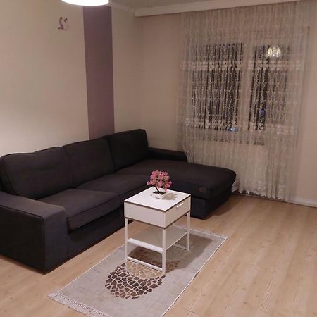 B.A.A Sabiha Goekcen Hostel Istanbul Bagian luar foto